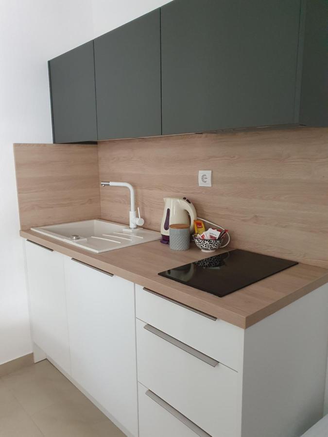 Apartmani Eterovic Baška Voda Eksteriør billede