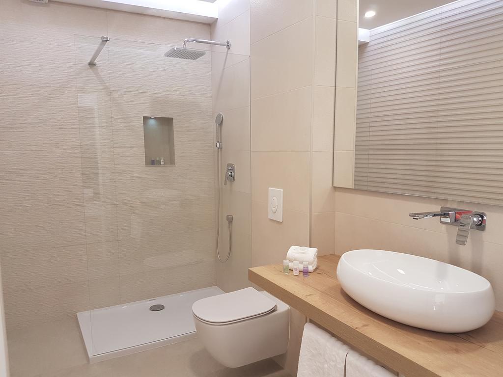 Apartmani Eterovic Baška Voda Eksteriør billede